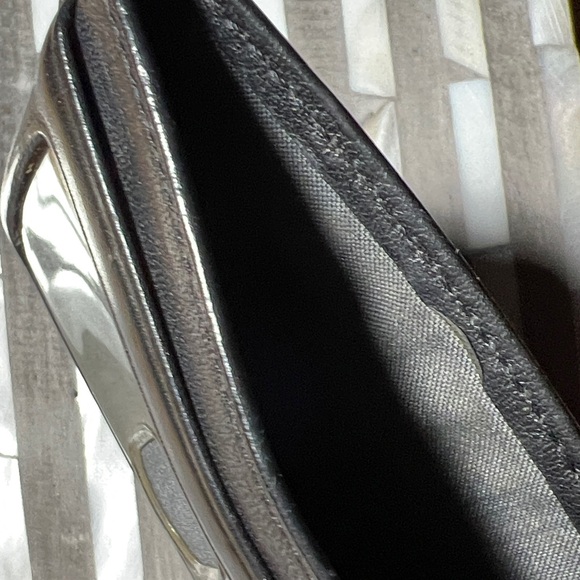 🎩Tumi Classic Black Leather Card Holder - Picture 11 of 15